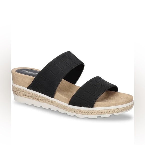 easy street - Maryann Women’s Black Slip-On Wedge Sandals | Size 8W - Picture 1 of 12